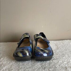 Glolily Women's 7.5 Blue and Yellow Mary Jane Starry Night Slip Resistant Shoes